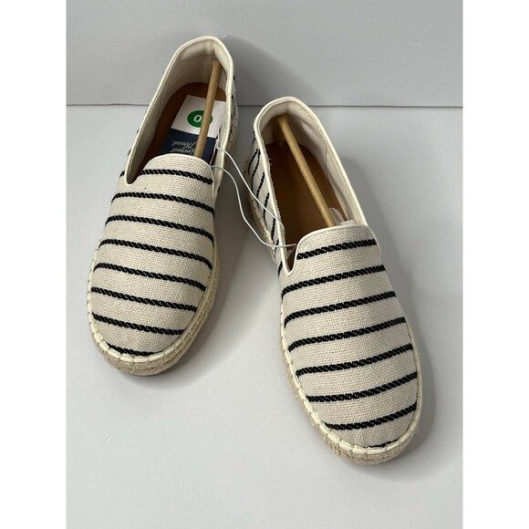 NWT Women’s Skipper Striped Espadrille Flats-Universal Thread Size 10 #320 - Picture 2 of 12